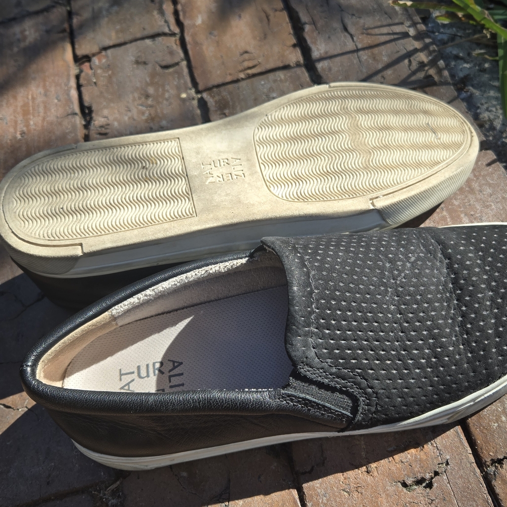 Naturalizer Black Slip-On Sneakers
